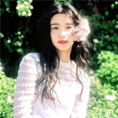 少年与水球